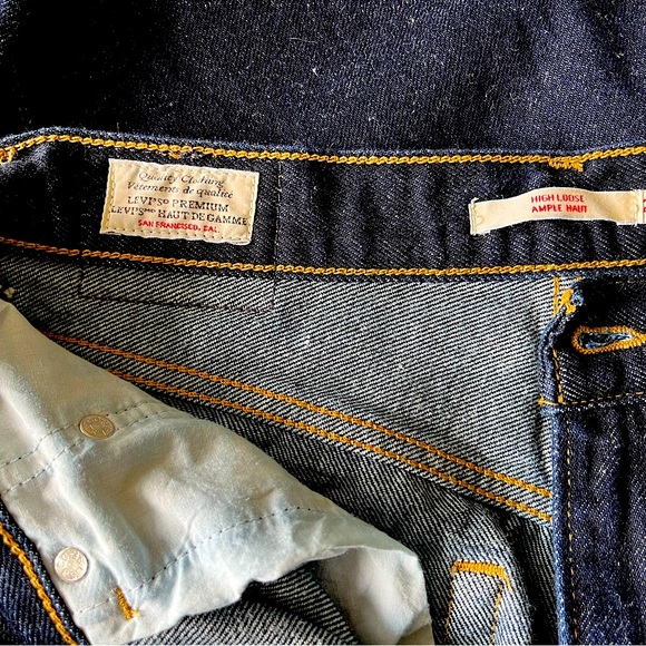 High Rise Premium LEVI’S Jeans - Picture 3 of 4
